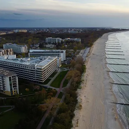 Prywatny Z Widokiem Na Morze Seaside Park 코워브제크